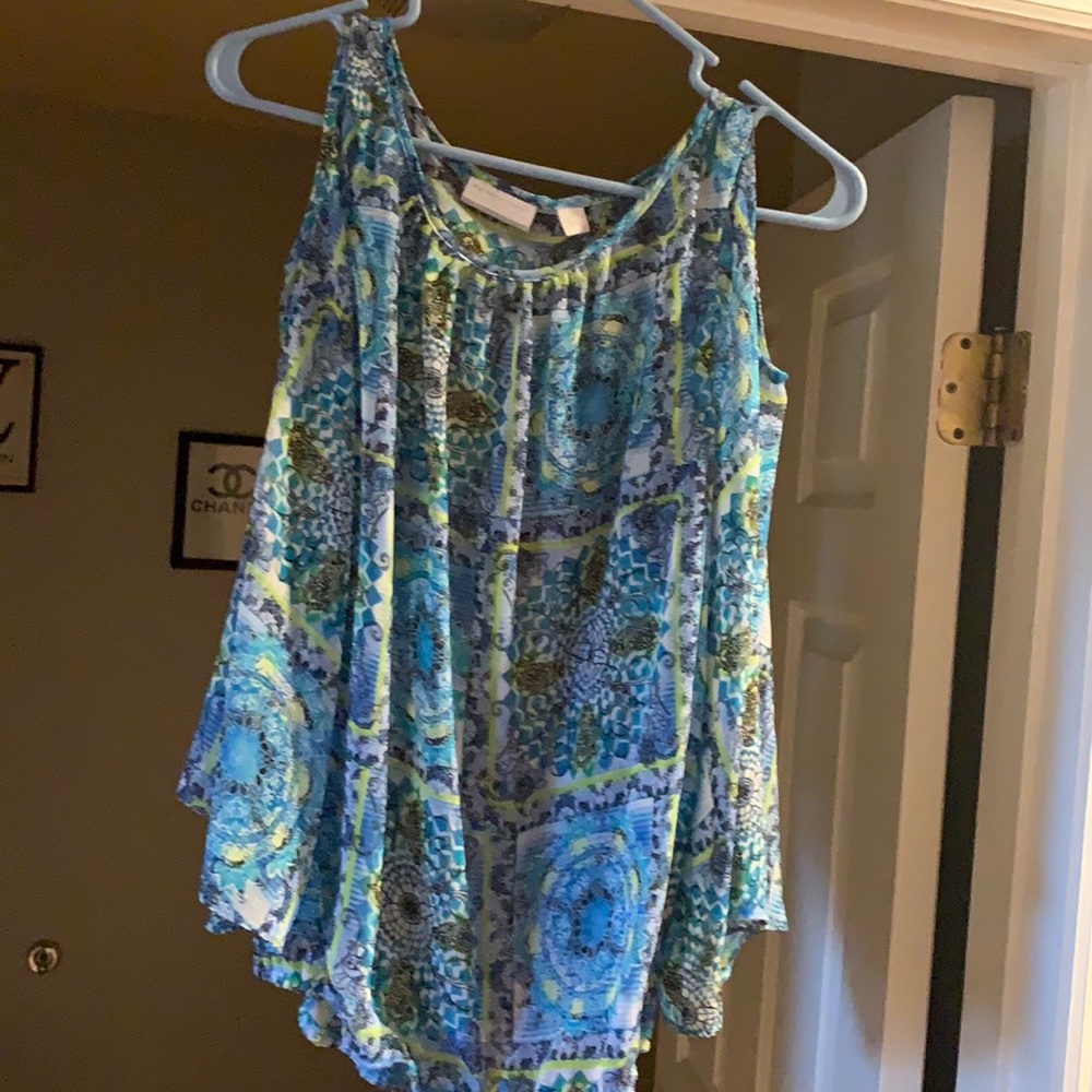 Off the shoulder bell sleeve float top
